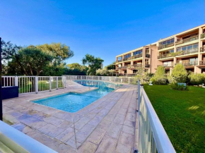 Studio calme avec piscine, parking privé, et accès proche à la mer - 4 couchages - FR-1-226A-125